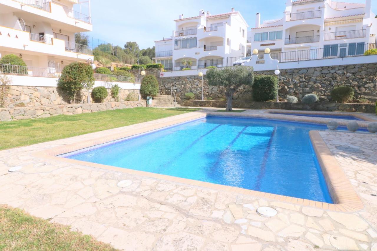 Jardins III B 2 - Piso Con Vista Al Mar Y Piscina Apartment Roses Bagian luar foto