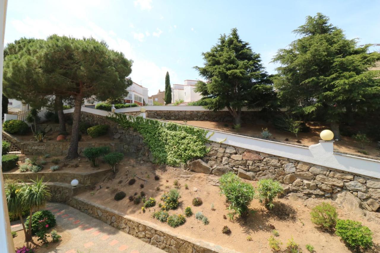 Jardins III B 2 - Piso Con Vista Al Mar Y Piscina Apartment Roses Bagian luar foto